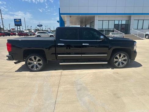 Used 2017 Chevrolet Silverado 1500 High Country AWD/4WD image 37