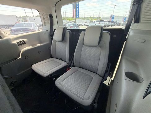Used 2022 Ford Transit Connect XLT FWD image 13