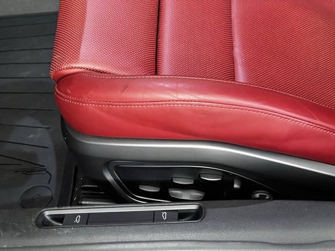 Certified 2020 Porsche 911 Carrera 4S image 33