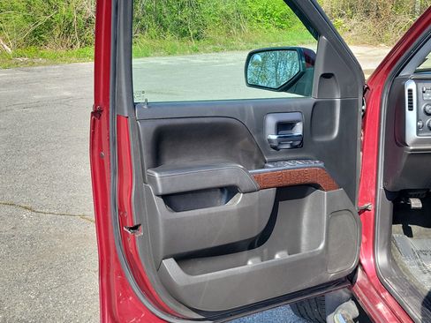 Used 2015 GMC Sierra 1500 SLE w/ SLE Value Package AWD/4WD image 15