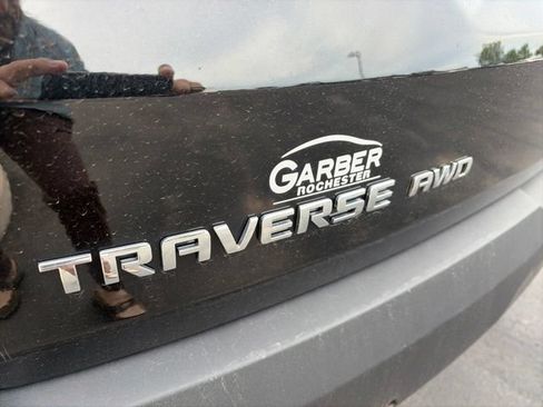 Used 2023 Chevrolet Traverse LT w/ LPO, Floor Liner Package AWD/4WD image 8