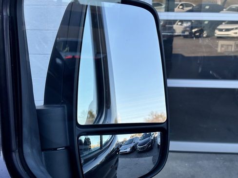 Used 2019 Ford Transit 350 XLT image 17