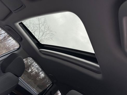 Used 2022 Honda CR-V EX image 18