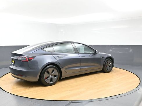 Used 2023 Tesla Model 3 Standard Range RWD image 2