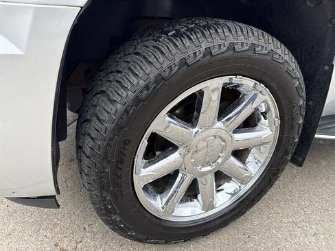 Used 2012 GMC Yukon Denali image 13