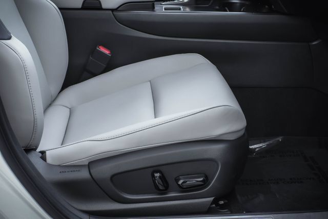 Certified 2025 Lexus UX 300h FWD w/ Accessory Package (Z2) image 25