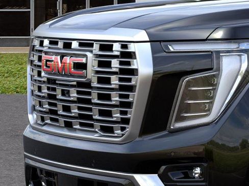 New 2026 GMC Yukon Denali image 13