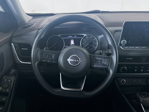 Used 2023 Nissan Rogue S FWD image 18