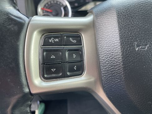 Used 2015 RAM 1500 Laramie w/ Convenience Group AWD/4WD image 32