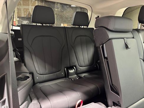 Used 2022 BMW X7 xDrive40i image 42