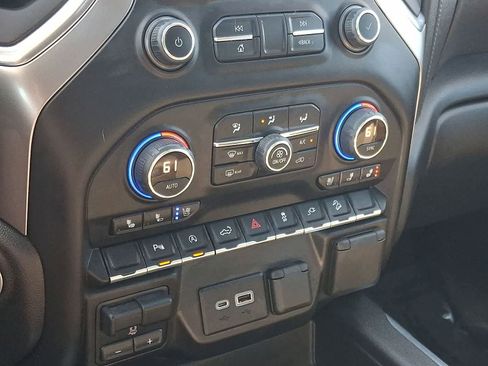 Used 2021 Chevrolet Silverado 1500 LTZ image 23