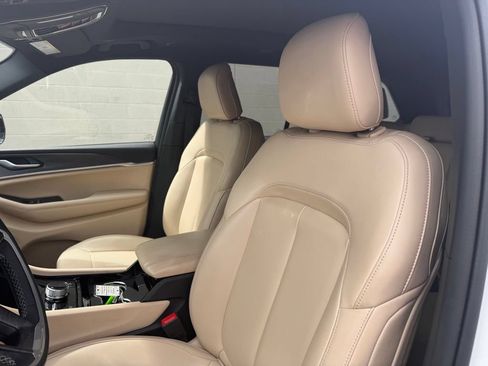 Used 2023 Jeep Grand Cherokee 4WD 4xe image 24