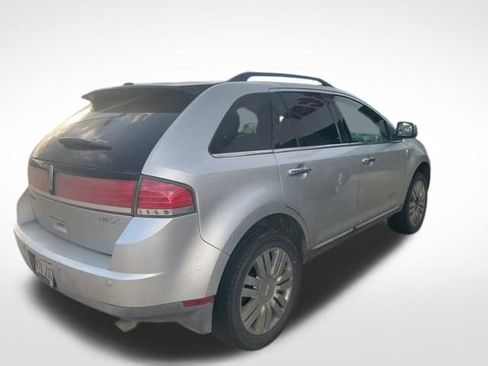 Used 2010 Lincoln MKX 2WD image 7