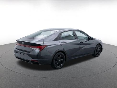 Used 2026 Hyundai Elantra Sport FWD image 9