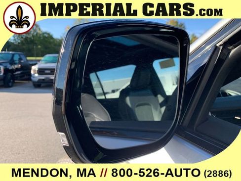 New 2025 Jeep Grand Cherokee L Altitude image 8