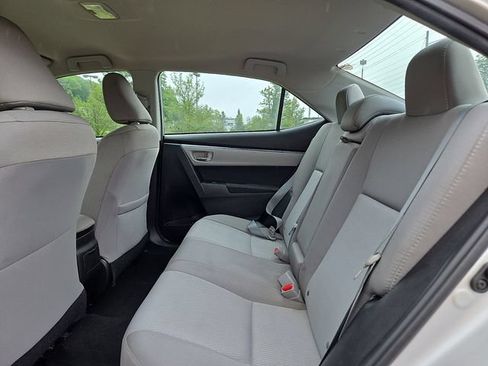 Used 2016 Toyota Corolla LE FWD image 15