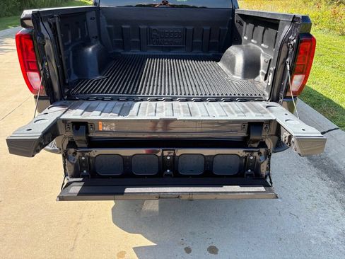 Used 2022 GMC Sierra 1500 Elevation w/ LPO, Elevation Black Package AWD/4WD image 56