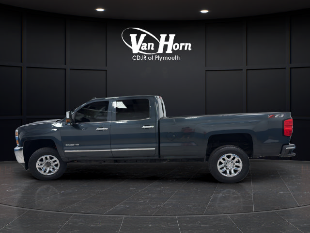 Used 2018 Chevrolet Silverado 3500 LTZ w/ Duramax Plus Package AWD/4WD image 4