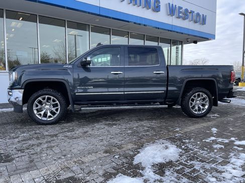 Used 2018 GMC Sierra 1500 SLT w/ SLT Premium Package image 2