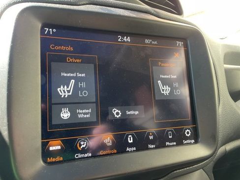 Certified 2023 Jeep Renegade Altitude w/ Sun/Sound Group image 3