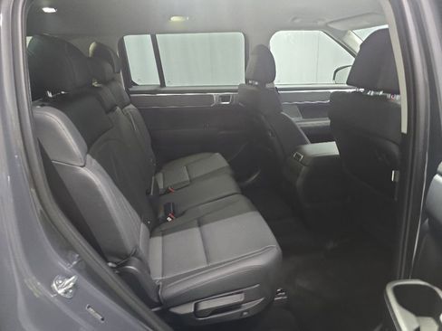 Used 2025 Hyundai Santa Fe SEL FWD image 7