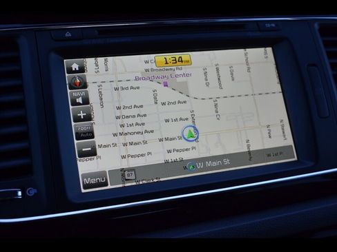 Used 2016 Kia Sedona SX image 10