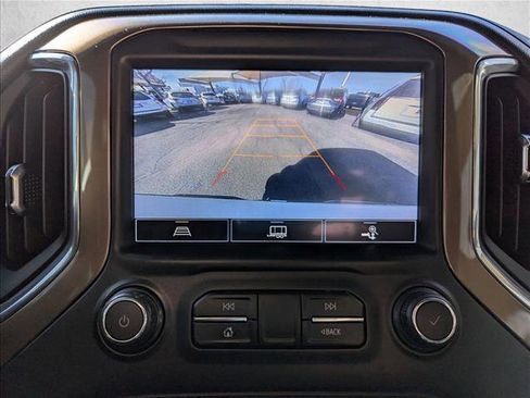 Used 2021 Chevrolet Silverado 1500 High Country image 13