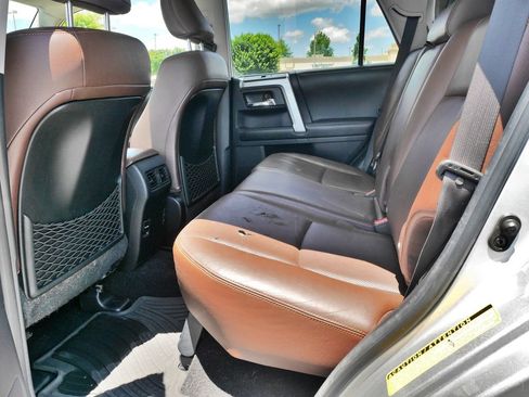 Used 2014 Toyota 4Runner Limited AWD/4WD image 17