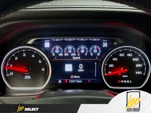 Used 2022 Chevrolet Silverado 3500 High Country w/ Technology Package AWD/4WD image 15