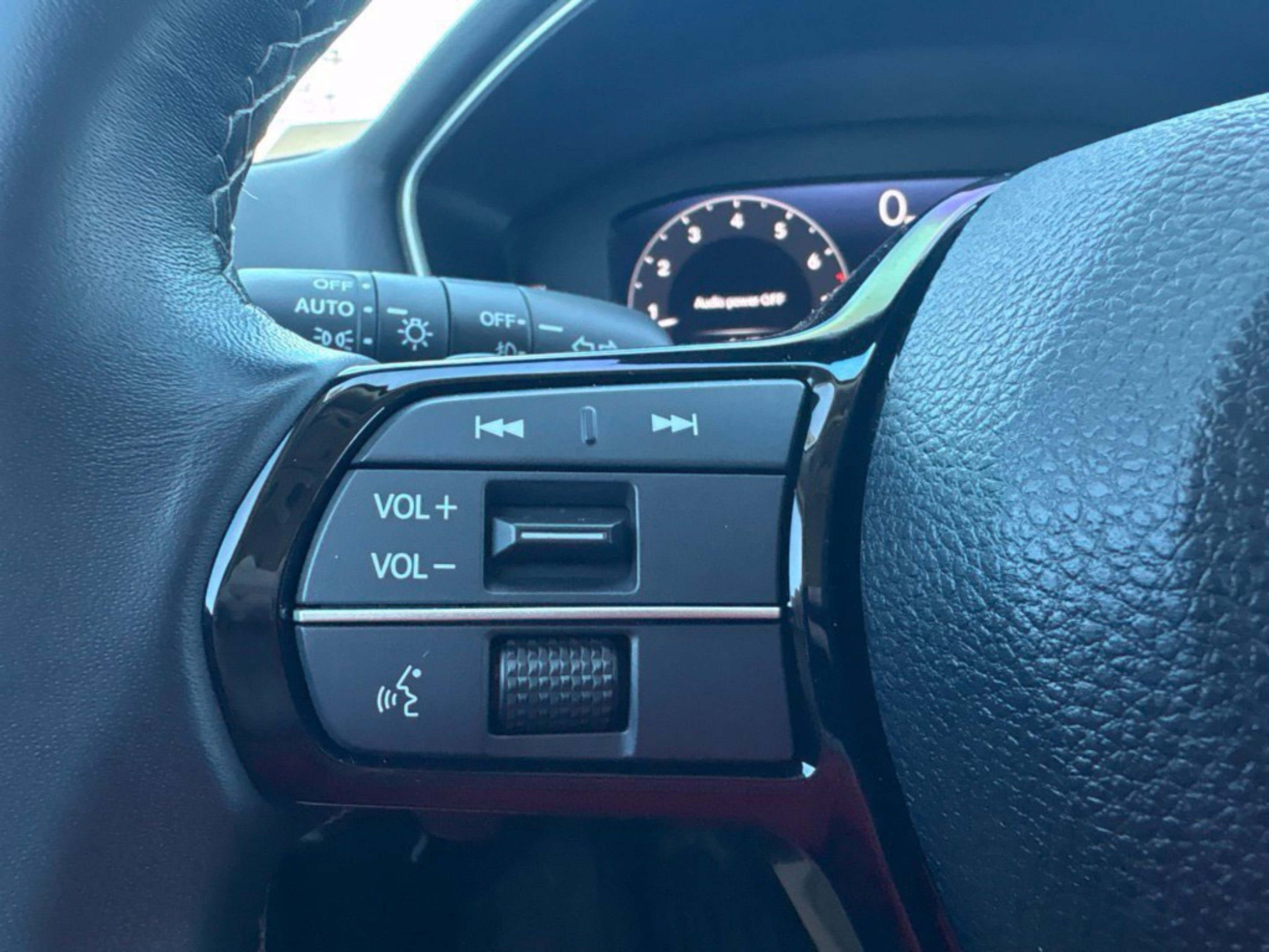 Used 2024 Honda Civic Touring image 8