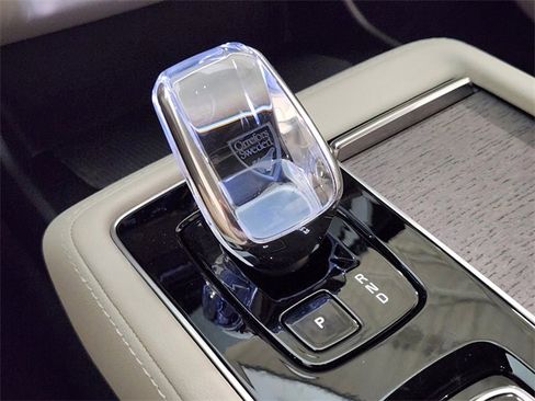 New 2026 Volvo XC90 B6 Ultra image 20