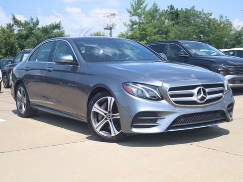 Used 2020 Mercedes-Benz E 350 4MATIC Sedan w/ Parking Assistance Package image 2