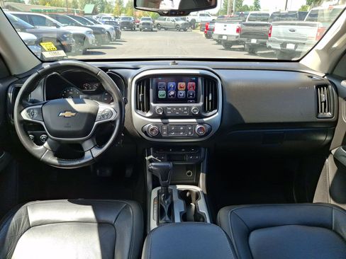 Used 2017 Chevrolet Colorado LT w/ Luxury Package, Chrome AWD/4WD image 9