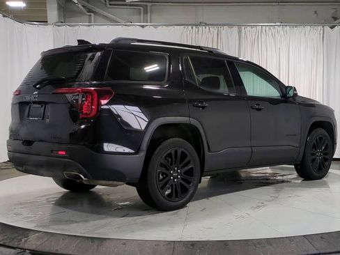 Used 2023 GMC Acadia SLT w/ Elevation Edition image 10