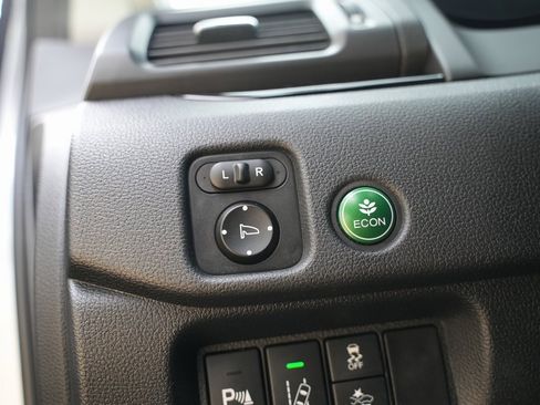 Used 2017 Honda Pilot Elite image 27