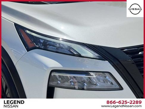 Used 2023 Nissan Rogue SV w/ SV Premium B Package AWD/4WD image 8