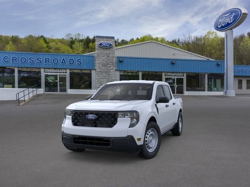 New 2026 Ford Maverick XL w/ Equipment Group 101A AWD/4WD image 2