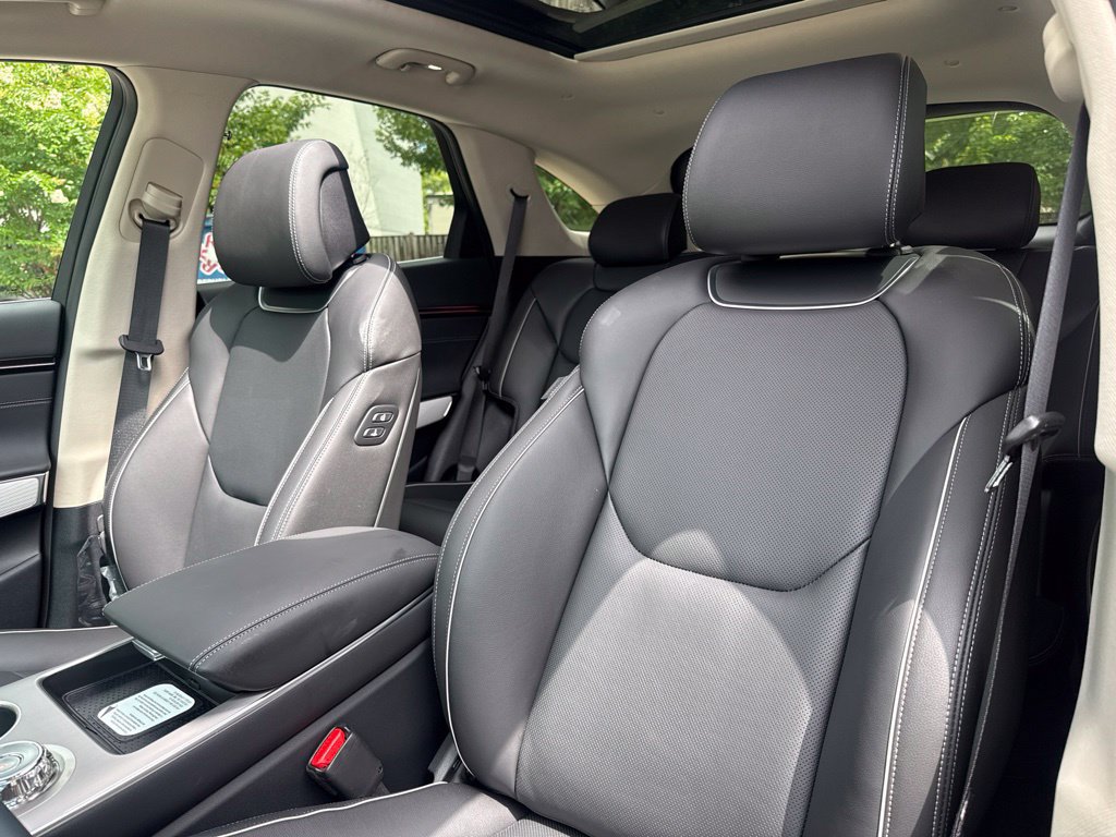 New 2026 Genesis GV70 2.5T Advanced AWD/4WD image 14