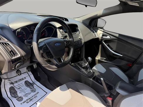Used 2016 Ford Focus ST FWD image 18