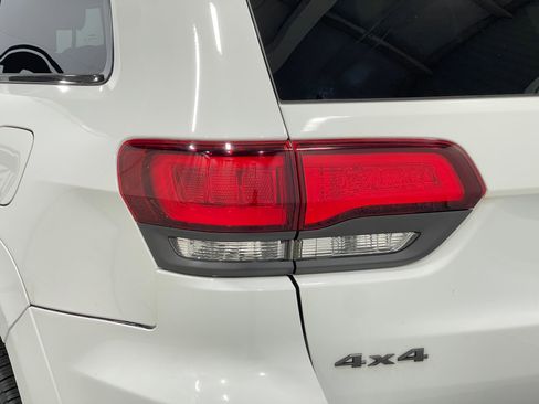 Used 2020 Jeep Grand Cherokee High Altitude image 35