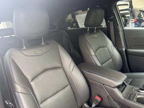 Used 2025 Cadillac XT4 Sport w/ Cold Weather Package FWD image 22