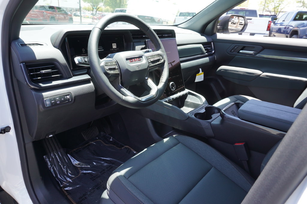 New 2026 GMC Terrain AT4 w/ Technology Package II AWD/4WD image 18