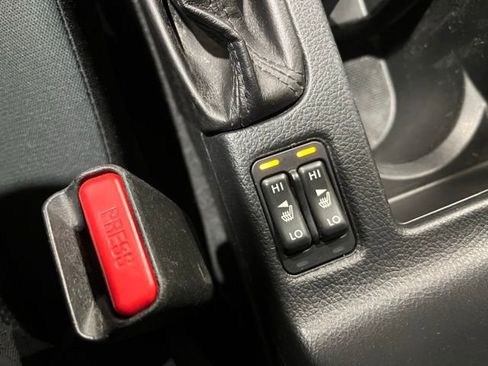 Used 2015 Subaru Impreza 2.0i Premium image 34