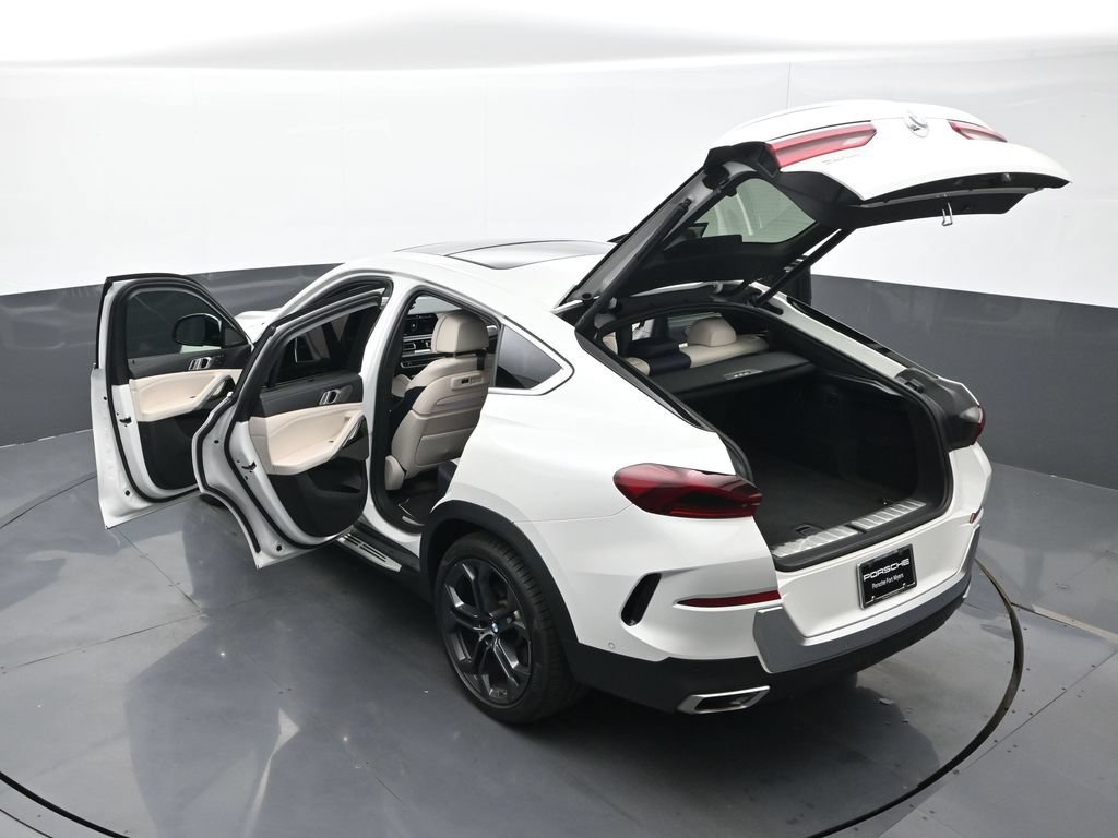 Used 2021 BMW X6 xDrive40i w/ Executive Package AWD/4WD image 26