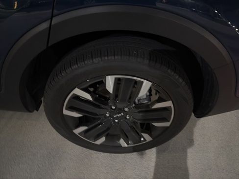 Used 2023 Kia Telluride SX image 8