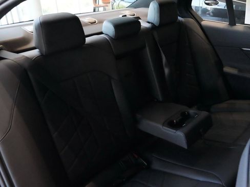New 2026 BMW 530i xDrive w/ Premium Package AWD/4WD image 10