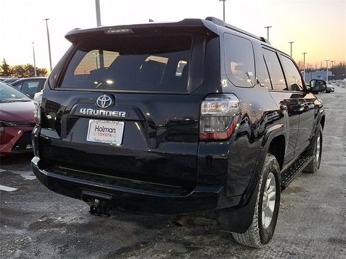 Certified 2024 Toyota 4Runner SR5 Premium image 7