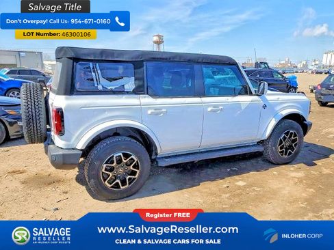Used 2023 Ford Bronco Outer Banks AWD/4WD image 4
