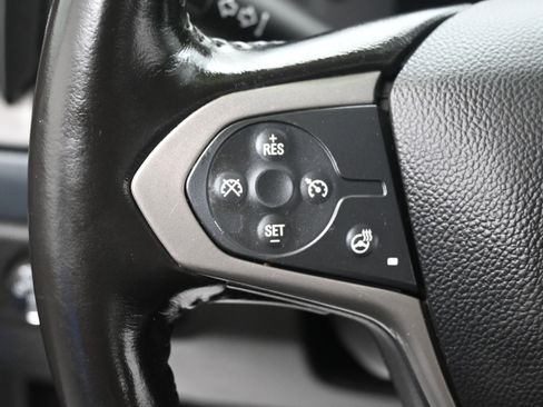 Used 2022 Chevrolet Colorado Z71 AWD/4WD image 21