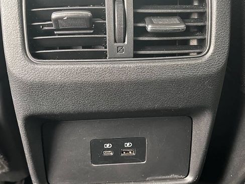 Used 2021 Nissan Rogue SV AWD/4WD image 21